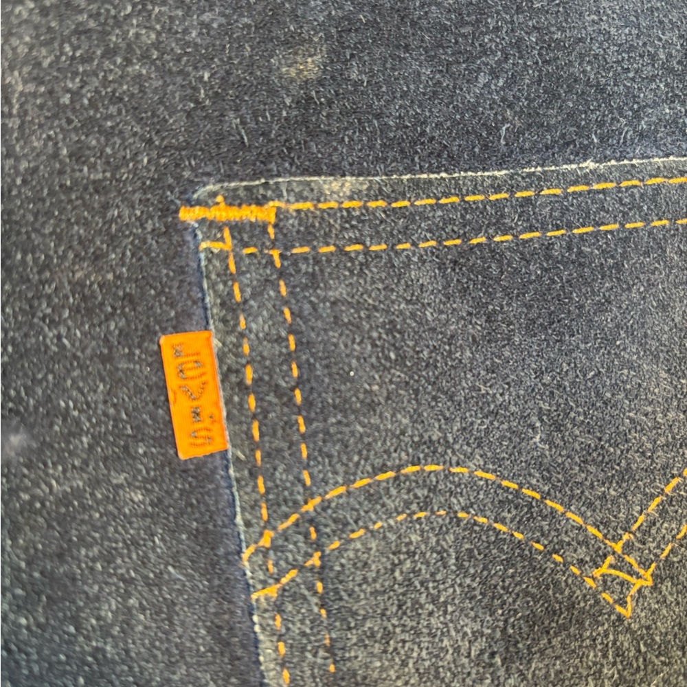 Levi's Dark Blue Denim Vest- size medium - Picture 3 of 6